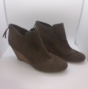 Report Goya Ankle Green Booties